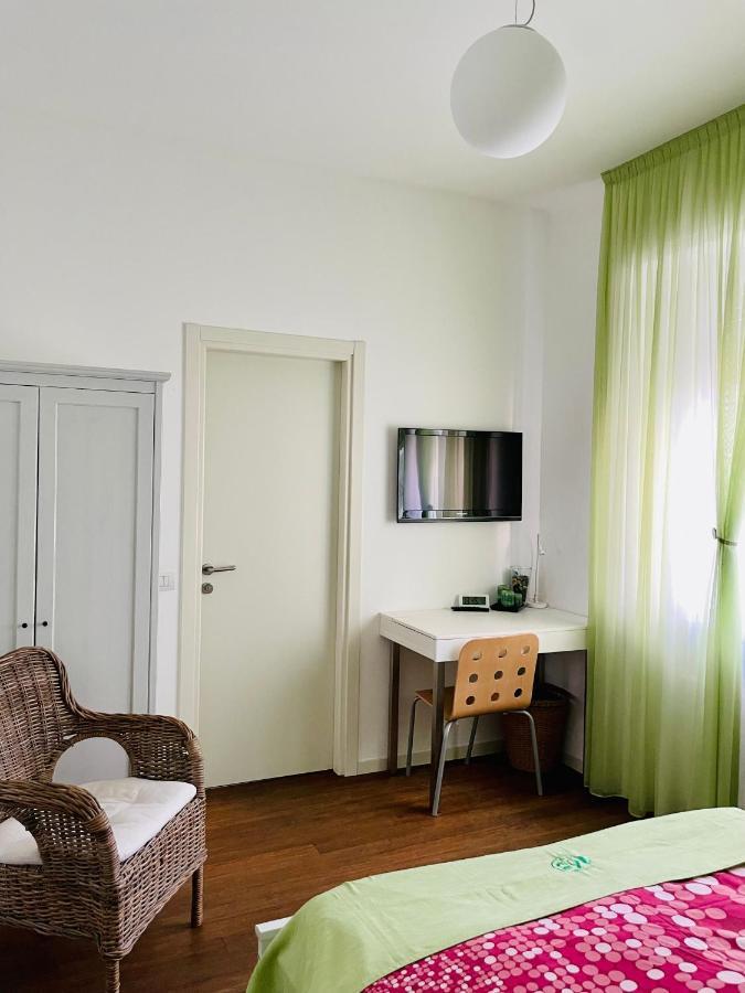 Via Padova 165 Hotel Milan Bagian luar foto