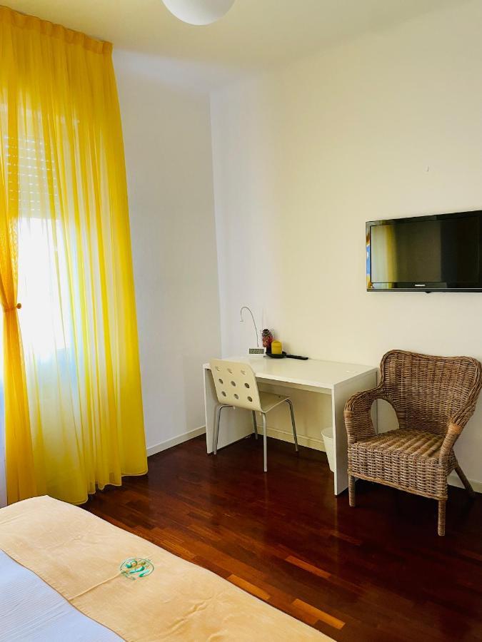 Via Padova 165 Hotel Milan Bagian luar foto
